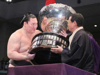 5461-340白鵬.jpg